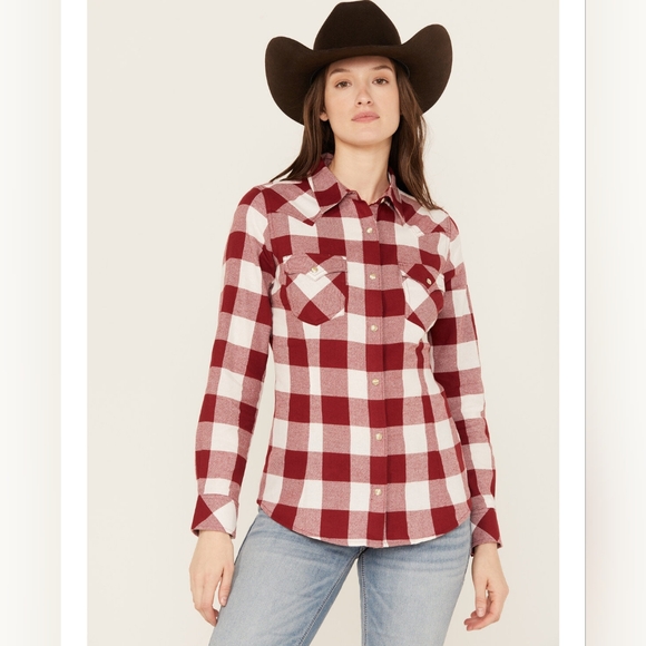 Wrangler Tops - Wrangler Retro Tan and Cream Plaid Shirt..SIZE:M